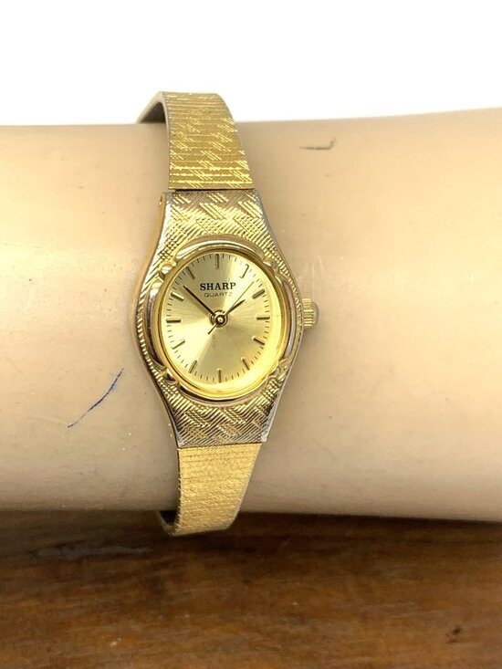 Sharp Women\'s Watch 377 Vintage Quartz Gold Dial Stainless Steel 19mm main image 4